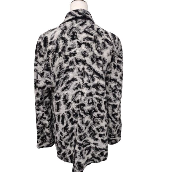 Nic + Zoe Womens Faux Fur Animal Print Warm Coat Jacket Med Pockets - Picture 4 of 10